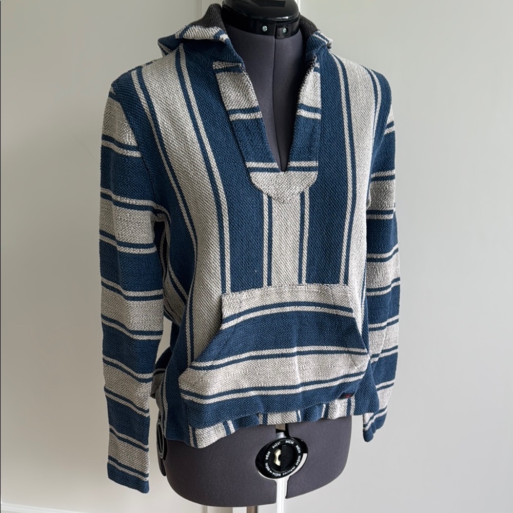 Faherty Gray and Blue Knit Beach/Surf Hoodie
